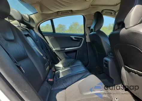 2013 Volvo S60 T5 из США, поврежденный, VIN YV1612FS6D1213931